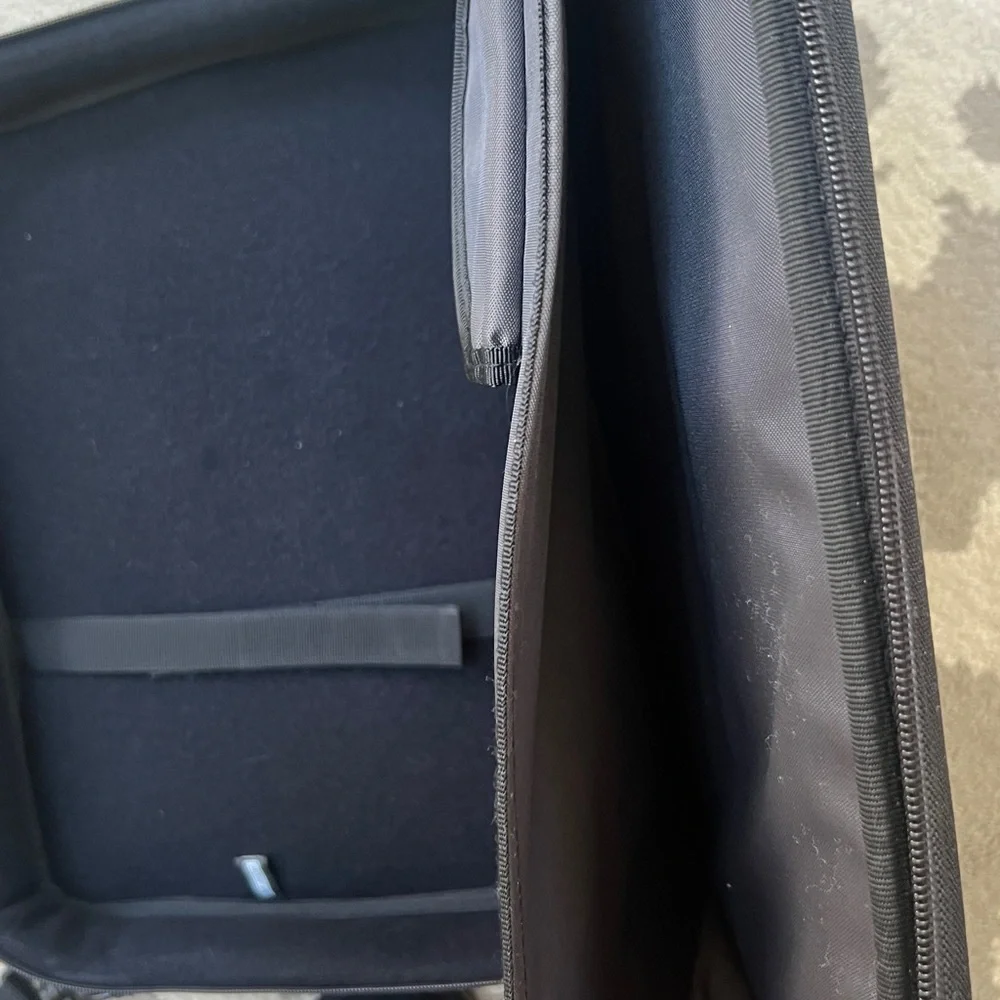 Kensington Surecheck Laptop Bag - Messenger Bag - Briefcase
